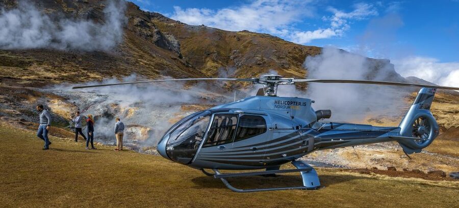 1-Hour Helicopter Tour in Iceland: The Geothermal Tour - The 15-minute landing beside hot springs