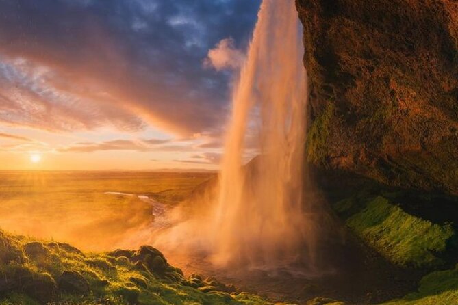 10 Hours Private Luxury Tour of South Coast - Dyrhólaey and the black sands near Vík