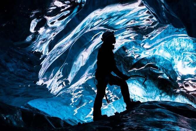 3-Day Golden Circle, South Coast & Ice Cave - Small Group Tour - Guides, pace, and weather