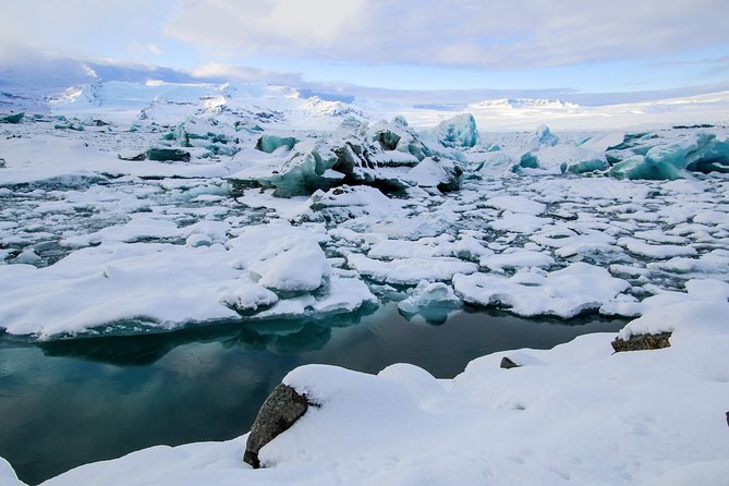3-Day Ice Cave, South Coast, Golden Circle and Northern Lights - Who should book this Iceland tour?