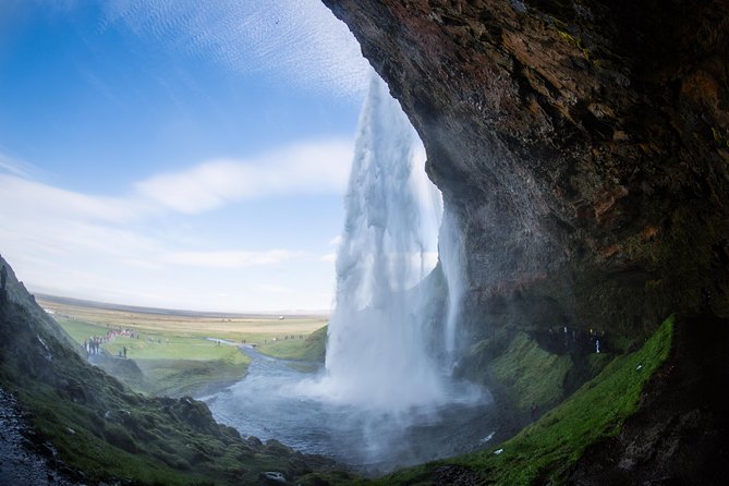 3 Day Summer South Coast, Golden Circle and Jökulsarlon glacier lagoon - Hotels, food, and the daily rhythm