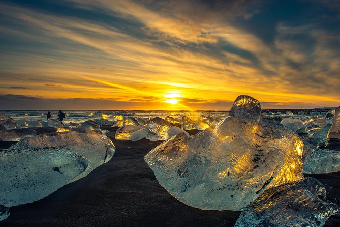 3 Day Tour Jokulsarlon - Golden Circle - South Coast - Glacier Hike - Boat Tour - Day 2: Waterfalls and a real glacier walk