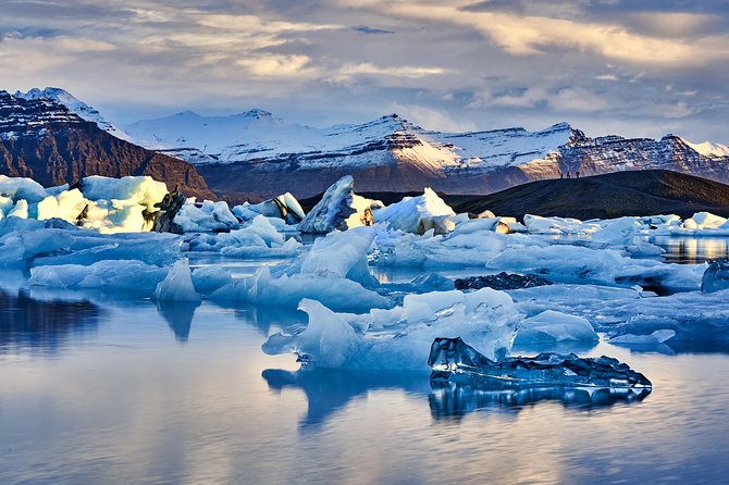 4 Day Blue Ice Cave, South Coast, Golden Circle, Snæfellsnes & Northern Lights - Day two: Geysir, Gullfoss, and the old parliament plain