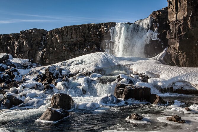5-Day Northern Lights Hunt & Glacier Lagoon Tour - Lodging and the real pace of the trip