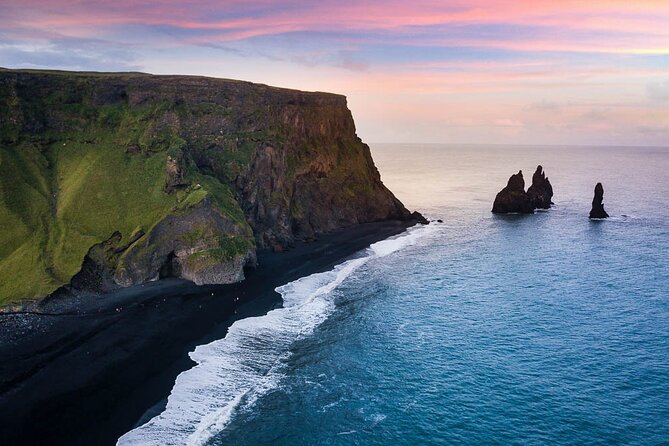 6 Day Iceland Ring Road Highlights Tour With Accommodation - What six days on Iceland’s Ring Road really feels like