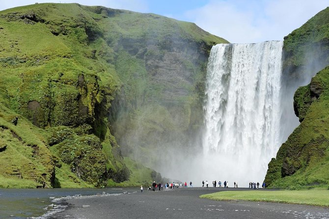 6-Day Minibus Tour Around Iceland from Reykjavik - What the $2,361.76 price really covers