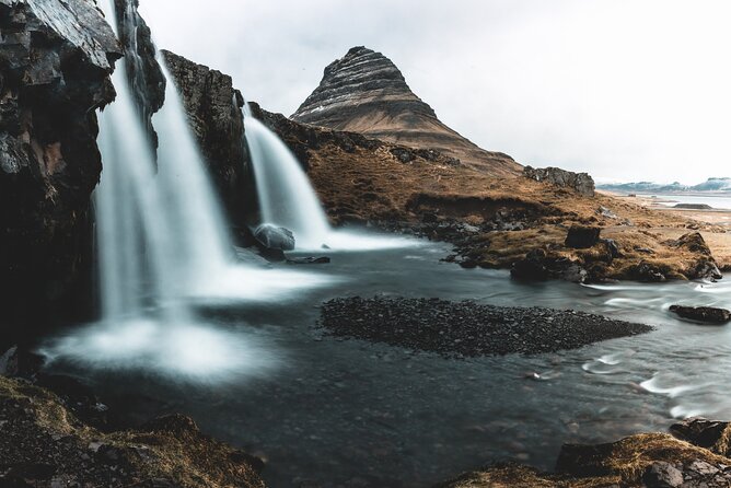 6 Days Self -Drive Tour with Pick Up - Golden Circle & Waterfalls -4x4 Campervan - Day 5: sea cliffs, hot lava, and Reykjavík at night