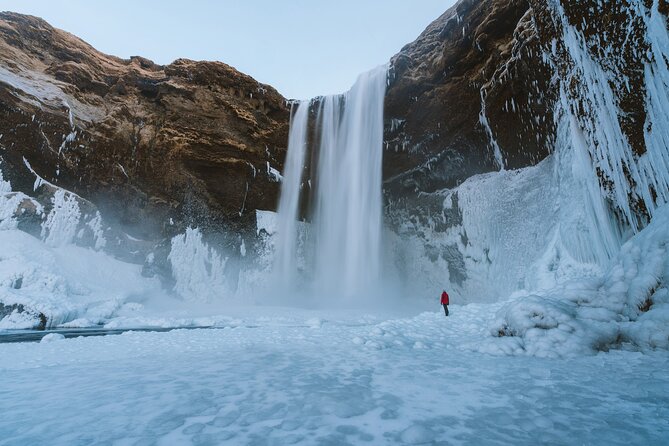 8 Day Winter Circle Tour, Ring Route of Iceland with Snæfellsnes Peninsula - Day 4: East Fjords, local horses, and Vök Baths
