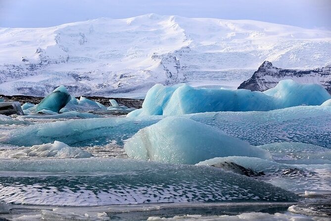 8-Days Northern Lights Exploration Tour from Reykjavík - Day six: Ice at Jökulsárlón and Vatnajökull