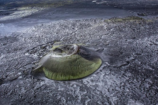 Airplane Sightseeing flight over Laki craters and highland - From Skaftafell Airport to the High Ice