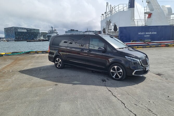 Airport Transfer - The chauffeur makes the difference