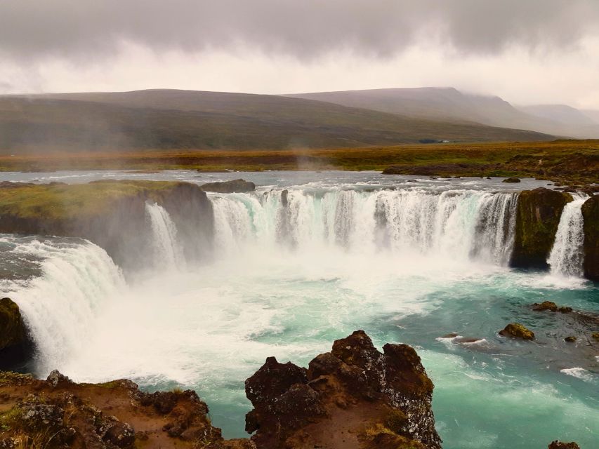 Akureyri: Goðafoss, Laufas & The Christmas House Combo Tour - What to expect inside the year-round Christmas House