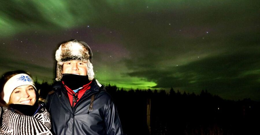 Akureyri: Hunt for the Northern Lights Photography Tour - Key points to know before you book