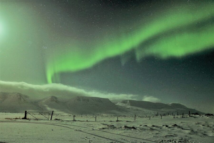 Akureyri: Hunt for the Northern Lights Photography Tour - Who will enjoy this Akureyri aurora tour