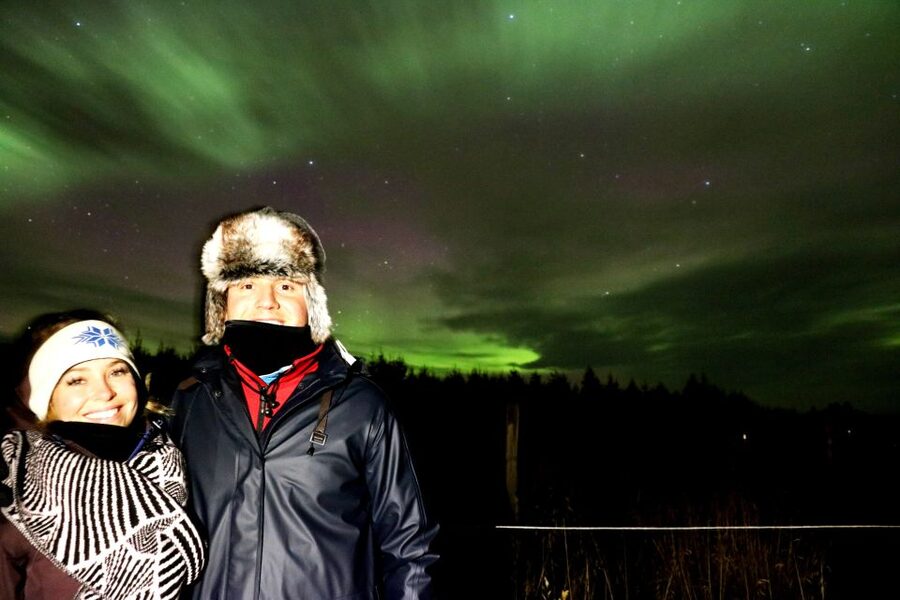 Akureyri: Hunt for the Northern Lights Photography Tour - Chasing clear skies around Lake Mývatn