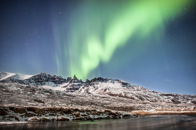 Akureyri Northern Light Tour - Photography help without a private photo tour