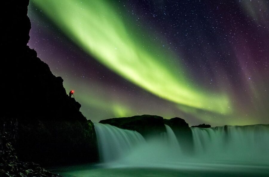 Akureyri: Northern Lights Photography Tour - The human touch from guide and company