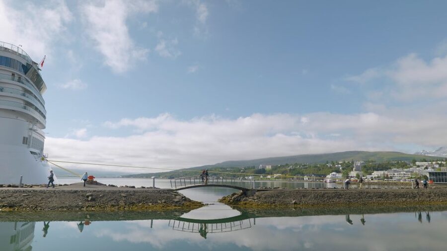 Akureyri Port: Lake Mývatn and Godafoss Waterfall Tour - Dimmuborgir, where lava became sculpture
