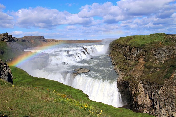 ATV & Golden Circle Adventure from Reykjavik - Along the lake and up Hafrafjall Mountain