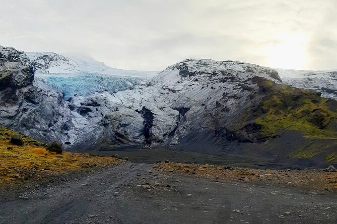 Beautiful Þórsmörk, The Valley of Thor Private - What the guide adds to a remote day