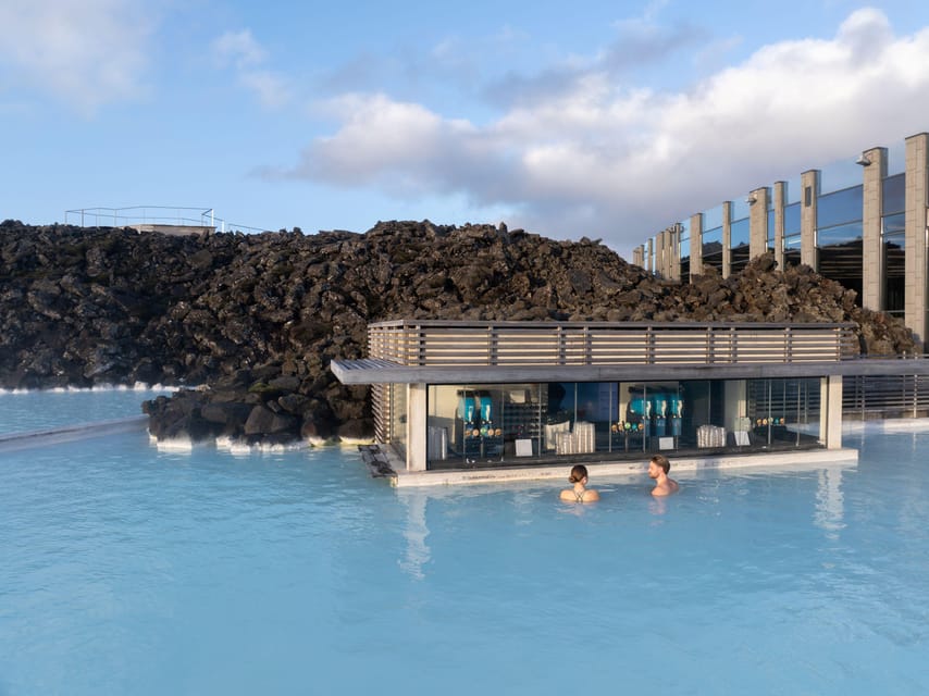 Blue Lagoon: Premium Admission with Drinks and Face Masks - Practical details that make the visit better
