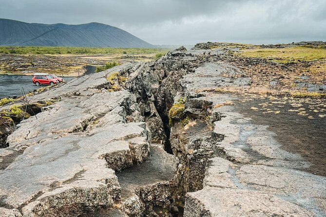 Cruise Tour Godafoss and Myvatn Lake and Dettifoss Small Group - Grjótagjá brings you to a tectonic crack