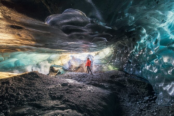 Crystal Treasures of Vatnajökull: Ice Cave Adventure - Glacier Gear, Clothing, and What You Bring