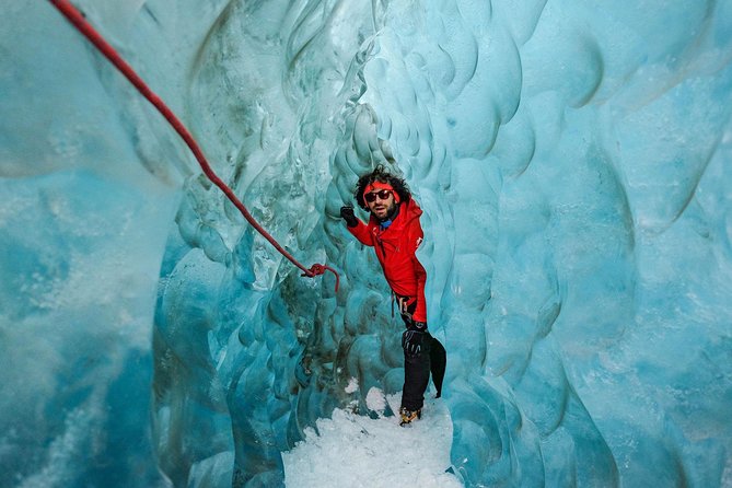 Crystal Treasures of Vatnajökull: Ice Cave Adventure - Who Will Enjoy This Most?