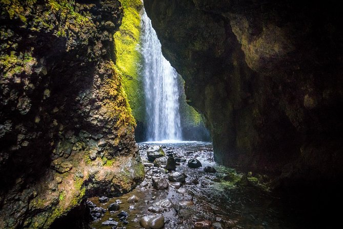 Day Trip to the Hidden Valley of Thor Thorsmork from Reykjavik - Group size, fitness, and what to pack