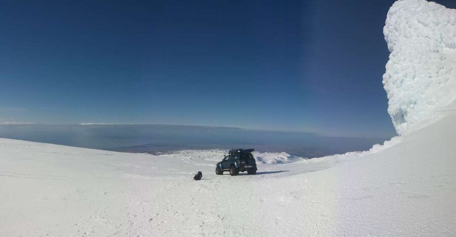 Eyjafjallajökull Volcano and Glacier Jeep Tour - The Super Jeep climb from Brú Base Camp