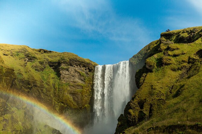 FlyOver Iceland Admission Ticket - What the café and shop add