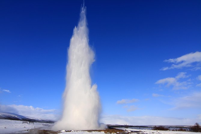 Fontana Geothermal Spa and Golden Circle Tour From Reykjavik - What to pack for this particular day