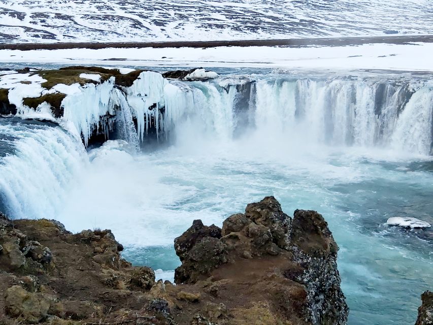 From Akureyri: Godafoss and Lake Myvatn - Guides, driving, and the small-minibus format