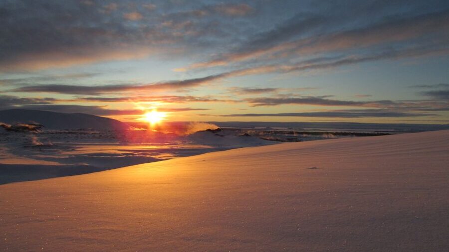 From Akureyri: Godafoss and Lake Myvatn - Skútustaðagígar and the shape of pseudo-craters