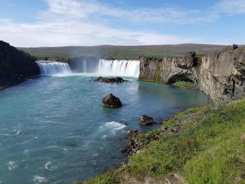 From Akureyri: Godafoss and Lake Myvatn - Dimmuborgir, lava castles and local folklore