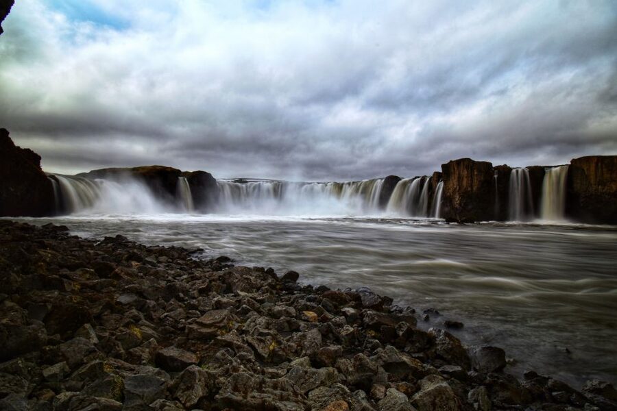 From Akureyri: Godafoss Waterfall Guided Trip with Transfers - The Story Behind the Name Goðafoss