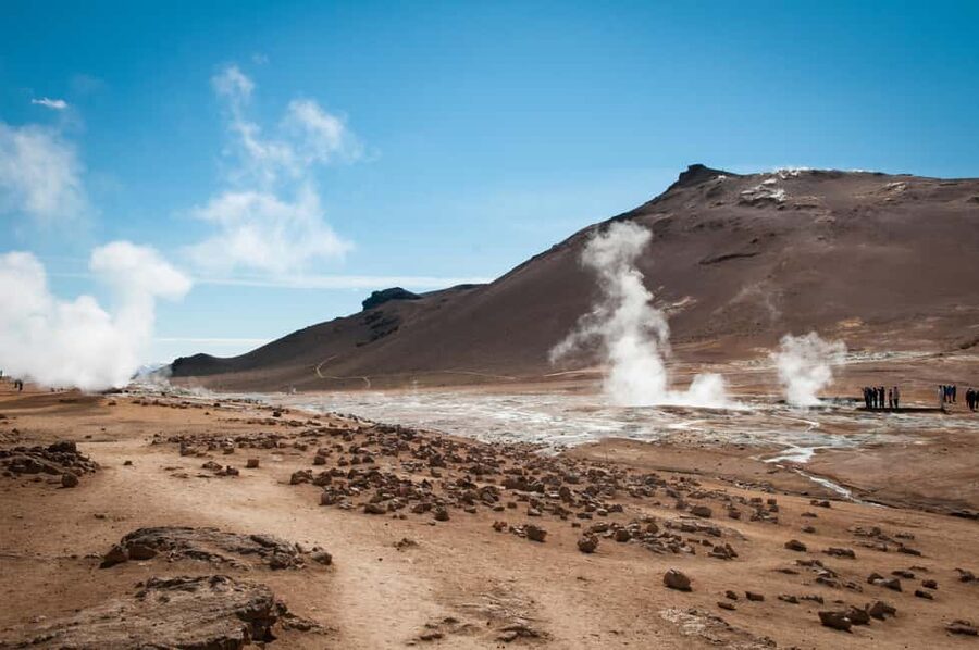 From Akureyri: Mývatn Lake & Goðafoss CruiseShip tour +Lunch - Why this northern Iceland route works
