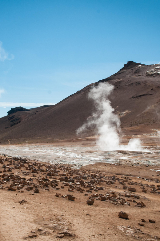 From Akureyri: Mývatn Lake & Goðafoss CruiseShip tour +Lunch - Who will enjoy this tour most