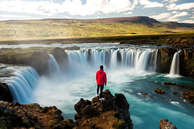 From Akureyri Port: Godafoss Waterfall Tour for Cruise Ships - Who should book this Godafoss excursion?