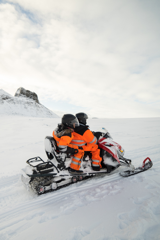 From Geysir: Snowmobile Adventure on Langjökull Glacier - How the one-hour ride is divided