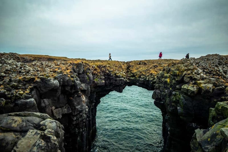 From Grundarfjordur: Snaefellsnes Peninsula Half-Day Tour - Búðir and the little black church