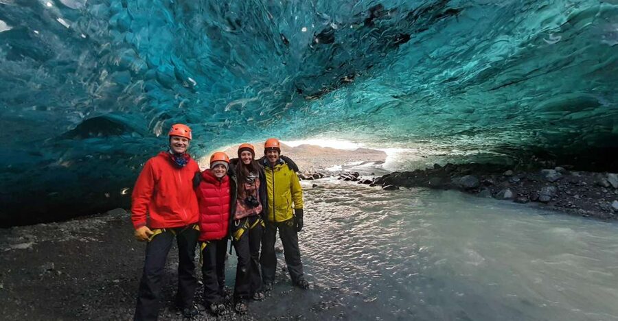 From Jökulsárlón: Crystal Blue Ice Cave Super Jeep Tour - Why the blue ice is never guaranteed