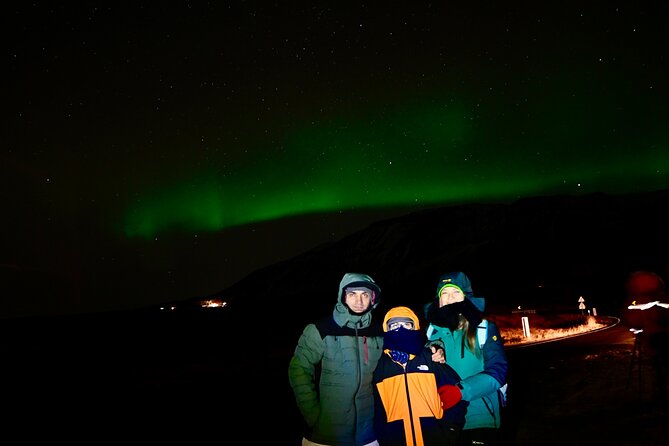 From Reykjavik 4x4 Minibus Northern Lights with Photo and Cocoa - Key details before you book