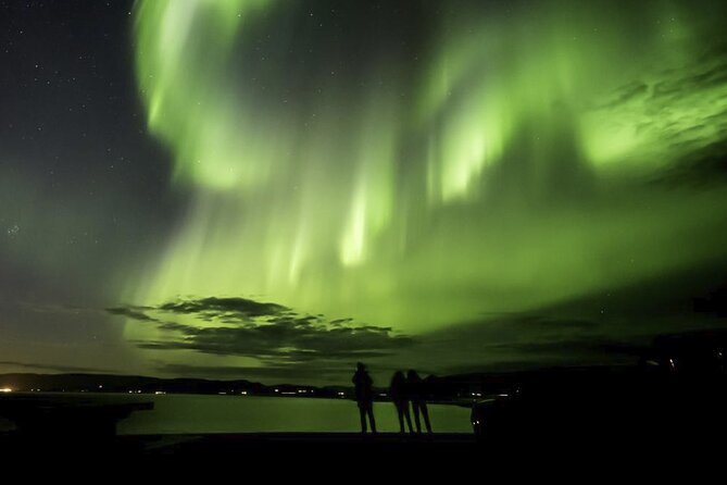 From Reykjavik 4x4 Minibus Northern Lights with Photo and Cocoa - What the $144 price really buys you