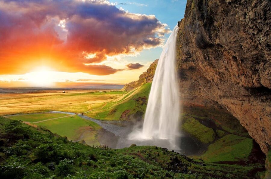 From Reykjavík: Best of Iceland 6-Day Stopover Tour - The South Coast: waterfalls, black sand, and glaciers