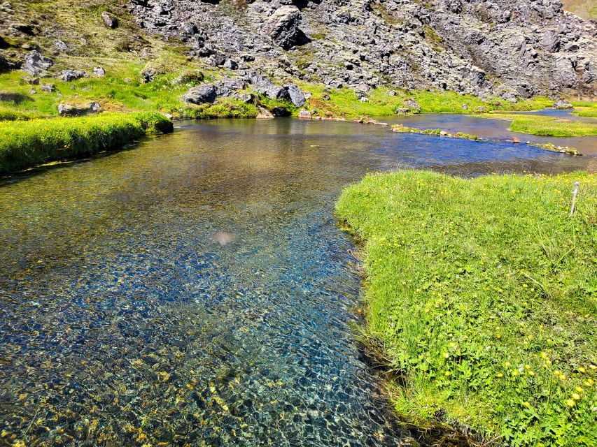 From Reykjavik: Day Tour to Landmannalaugar in a Super Jeep - Hnausapollur and Ljótipollur: crater lakes with strong colors