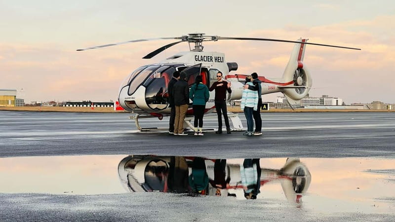 From Reykjavik: Fire And Ice Helicopter Tour with 2 Landings - First landing: snow and silence on Þórisjökull