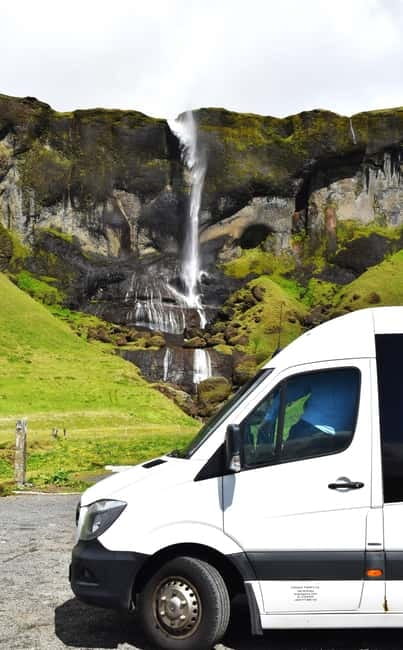 From Reykjavik: Glacier Lagoon and Fjaðrárgjúfur Canyon Tour - Foss á Síðu and the strange force of the wind