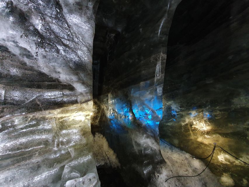 From Reykjavik: Golden Circle and Glacier Ice Cave Tour - The rough ride toward Langjökull