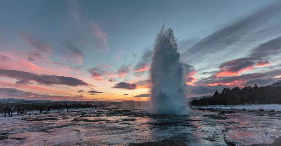 From Reykjavik: Golden Circle and Lava Caving Adventure - Why combine lava caving with the Golden Circle?